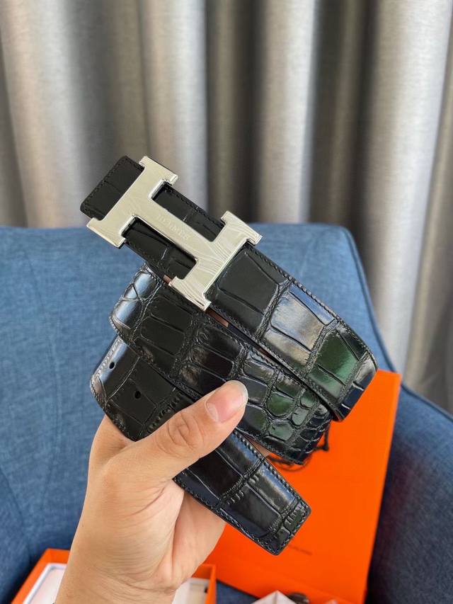 P240 Hermes-Constance Belt Buckle & Reversible Leather Stra P50Mm 爱马仕专柜同步 进口双面小牛