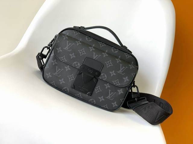 200 折叠+飞机礼盒 芯片版 Louis Vuitton 路易威登 独家实拍 本款M46688 S Lock 邮差包M58489压花 M45806 黑花M45