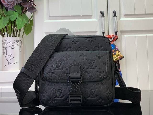 210 折叠+飞机礼盒 芯片版 Louis Vuitton 路易威登 M12518 全头层牛皮浮雕压花 本款 Getaway 邮差包取材 Monogram Ec