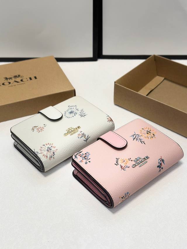 P160颜色 印花尺寸 15X10蔻驰专柜款原版牛皮专柜新宠做工精细内阁丰富有尽有低调奢华