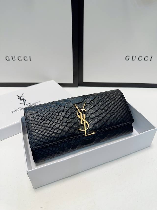 P140颜色 黑尺寸 19X10圣罗兰款进口鳄鱼纹小牛皮质感一流独一无二风格，实用内阁超美超时尚美女必备单品