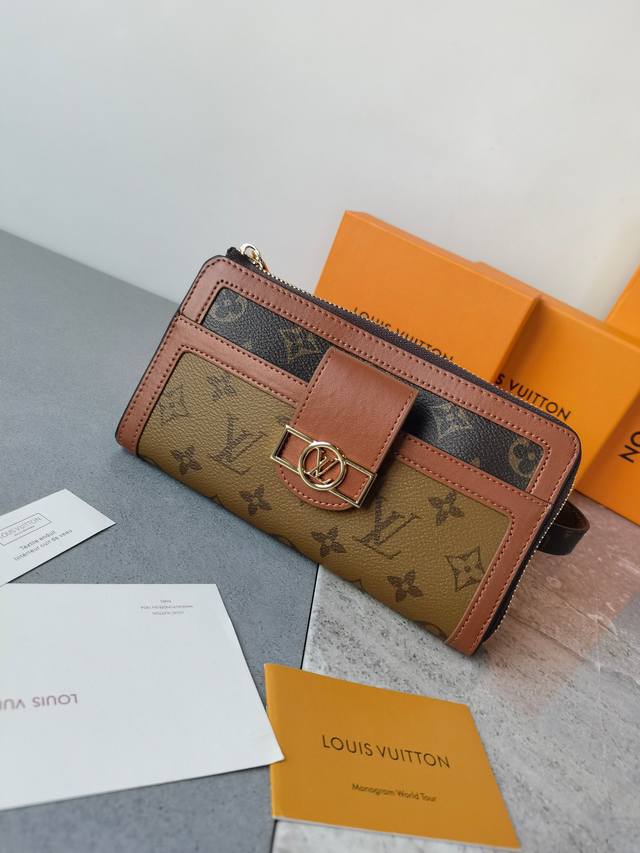 P160颜色 黄花尺寸 19X11型号 M69162达芙妮钱包用“多菲”线的代码重新诠释图标的“吉比 多芬钱包”的“吉比 多菲”。将单克&单克反向帆布组合而成的