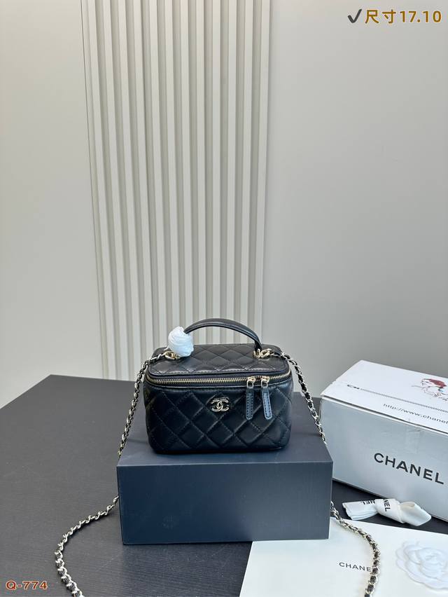 P280全套包装 尺寸18.10 羊皮 香奈儿盒子包 化妆包 可盐可甜 时尚感爆棚 高级感满满 经典中的经典 任何搭配都可轻松驾驭