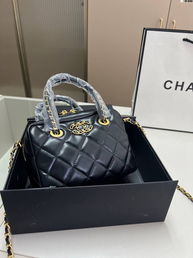 P200 Chanel香奈儿 25C迷你保龄球包 Chanel手提相机包 主打一个舒适，轻便，日常 D-343尺寸18×13折叠盒