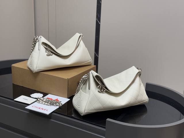 大号￥ P240 配盒 香奈儿 Hobo菱格折盖包 皮肩带版，另配链条长肩带 多种背法超实用 尺寸:38.28Cm