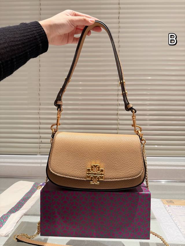 P220 牛皮 Tory Burch 托里伯奇包 大小适中.原单开模定制 内带产地标进口面料手感质感超级好更耐磨！亮泽五金不褪色 单肩斜挎包时尚百搭 配什么都好