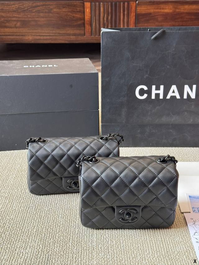 P170 Chanel 链条方胖子 慵懒随性又好背 上身满满的惊喜 高级慵懒又随性 彻底心动的一只 Size：17 12Cm