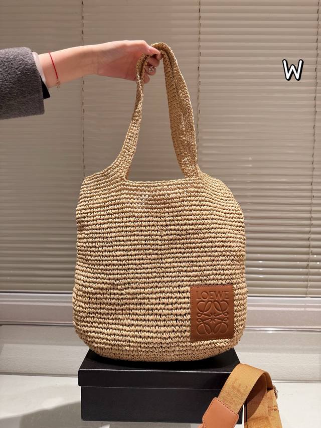 P190 Loewe编织托特包 休闲百搭轻便实用！ 上身超好看草编系列 尺寸37 35Cm