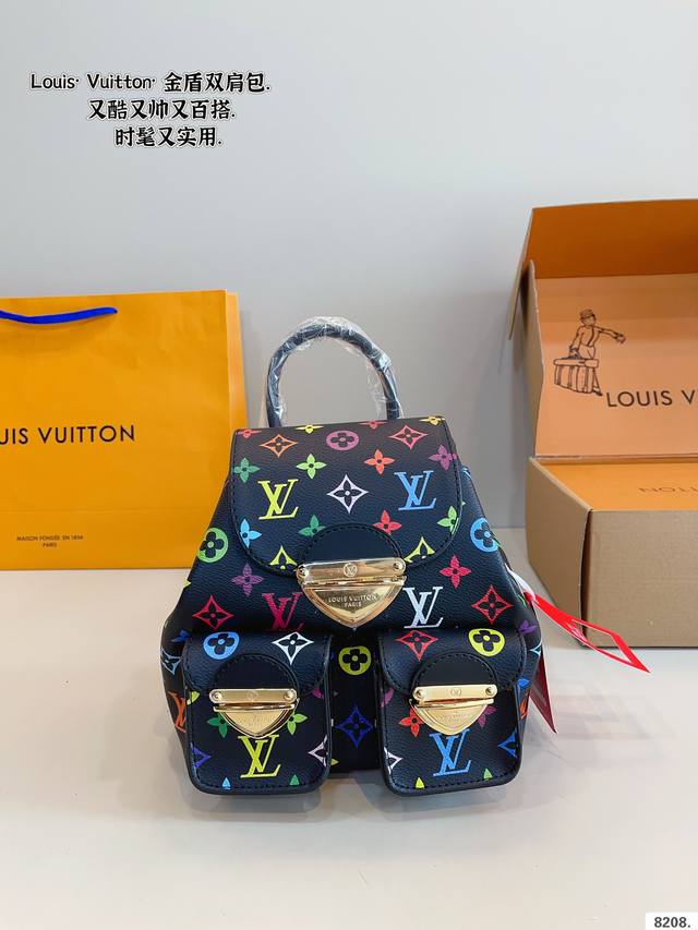 P330配礼盒. Lv Excursion双肩包 双肩、单肩、手拎、斜挎四种背法都Ok 又是一个热门买不到款 可爱又实用，外加两个小口袋 肩带，时尚加倍尺寸：2