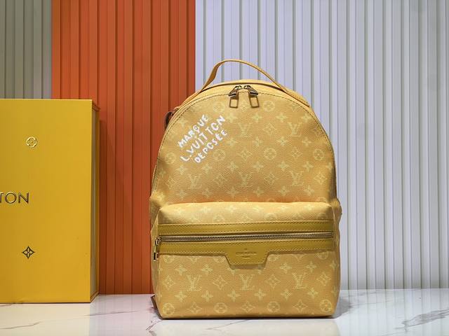 批250官网最新款 M12780 M11641 M46553 本款 Discovery 双肩包为Monogram Macassar 帆布搭配深邃牛皮革饰边和莹泽