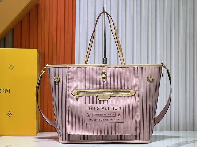 批200M40995 M12256 M11947 M12096 双面可用 极具传奇色彩的Neverfull中号手袋： 总是能够满足您对手提包的各种需要。 容量大