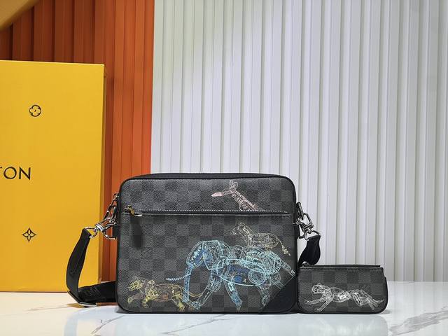 批200M57840 M30848 M50068 M20665 M69443 M45320 新款Trio 邮差包由 Monogram Eclipse 帆布与 M