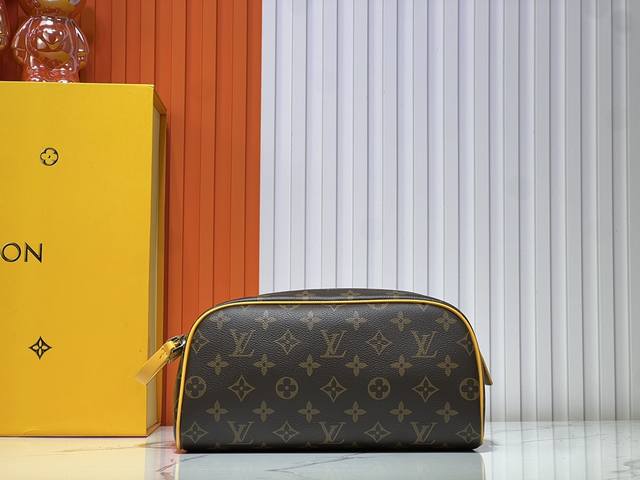 批130升级原版 M11482 M47528 M46354 M46696 N40127 M44494 本款 Dopp Kit 盥洗袋选用 Monogram Ec