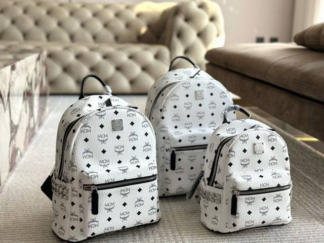 p210、145、140 经典高版本Mcm双肩背包到货啦 M C M 2020款韩国专柜新款双肩包青岛原单代工品质/原版颜色拉头！专柜同材质 原版Ykk拉头拉