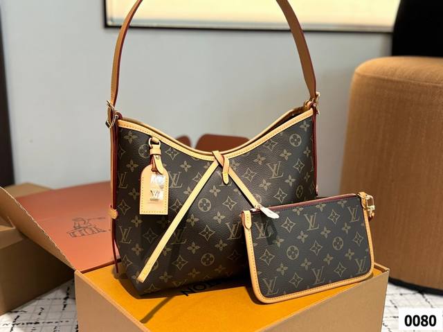 p180 配折叠盒子 Lv Carryall lv尤物人间白三彩真漂亮啊白三彩系列每一只都值得收藏，又可以搭配俏皮可爱下次想试试洒脱一点穿搭彩色老花 五彩缤纷的