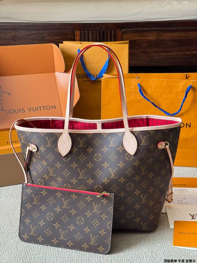 顶级原单 牛皮 全钢 P360 lv 牛皮 L家 Neverfull 中号购物袋！入门级的款式哦！绝对的终身款！此物经典不言而喻！街拍和实用都是非常Nb的选择！