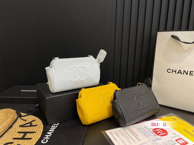 p220 配盒 纯皮香奈儿链条包 chanel 24C 日常出门旅行必备 容量很可 颜值在线 尺寸：18 12