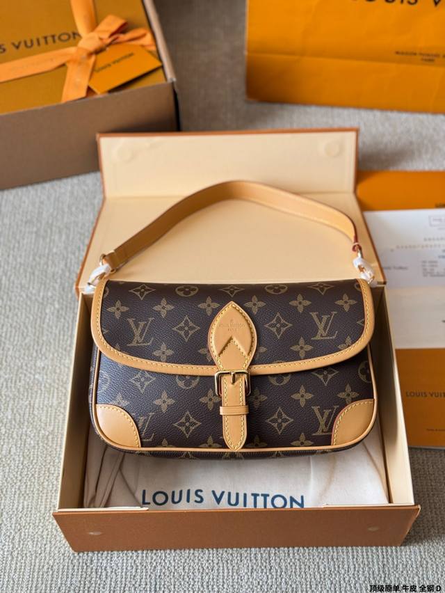 顶级原单 牛皮 全钢 P360 天呐Lv法棍包穿搭也太好看了吧 无滤镜的上身实拍先 自从Speedy20开始就种草了这个系列然后又特别喜欢 双肩带的配置让复古的