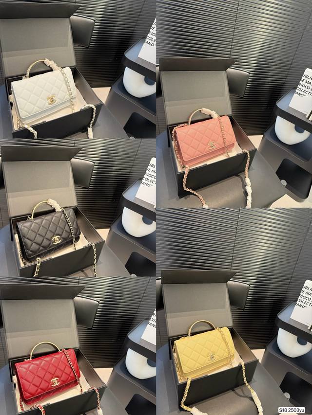 p170 配盒子Chanel 香奈儿 新款手提链条包 时时刻刻展现最美的你。可手提，单肩，斜挎，尽显女人优雅气质，是一款超级百搭的休闲链条包尺寸 19 12 货