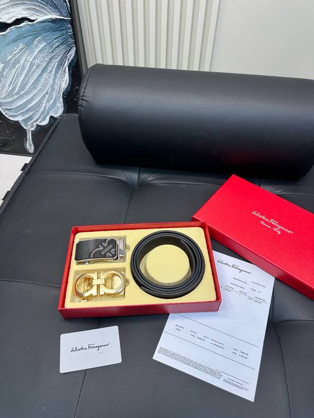 升级版 P120 双头 菲拉格慕 ！！ 高版本 腰带「嘿哈 」 原单牛皮皮带～热门款 皮带里面最火的啦～质量很好 全套包装！五金绝对不褪色 皮带头和专柜一样的哦