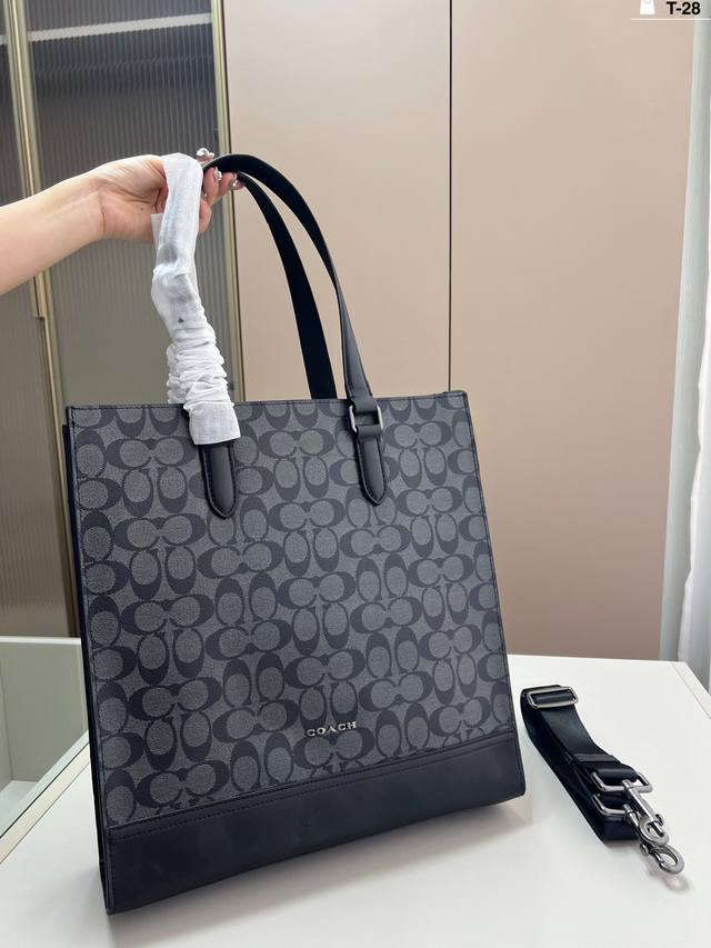 p210 蔻驰Coach 男士公文包 斜挎单肩 百搭款 内存容量很佳 t-28尺寸35×16