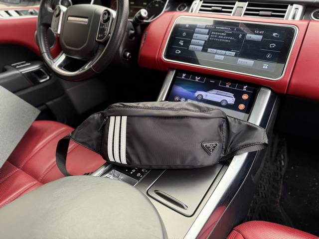 p100 高端货 “Prada”普拉达腰包Prada普拉达胸包单肩包 邮差包斜挎包 Hn4503 Adidas 阿迪达斯 休闲潮流 尼龙布 腰包 常规 男女同款