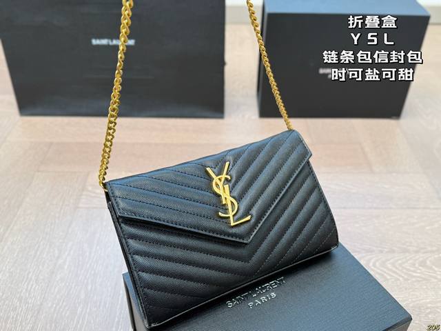 ￥160折叠盒 ysl 链条包信封包Ysi家当之无愧的入门经典款 超级耐燥这个皮质真的是我最爱的皮质之一 链条收包里可以完美当成手包一包两用简直赚到啦～尺寸：2
