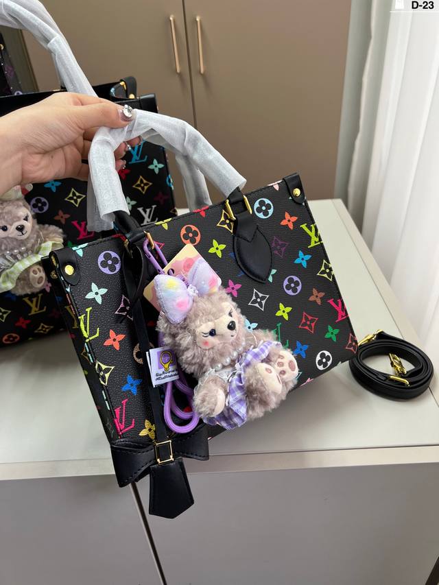 25Cmp160 lv Onthego Bb丛林托特包 路易威登Lv 老花 Logo Onthego 作为经典款之一，它是有绝对的优势 d-23尺寸41×34/