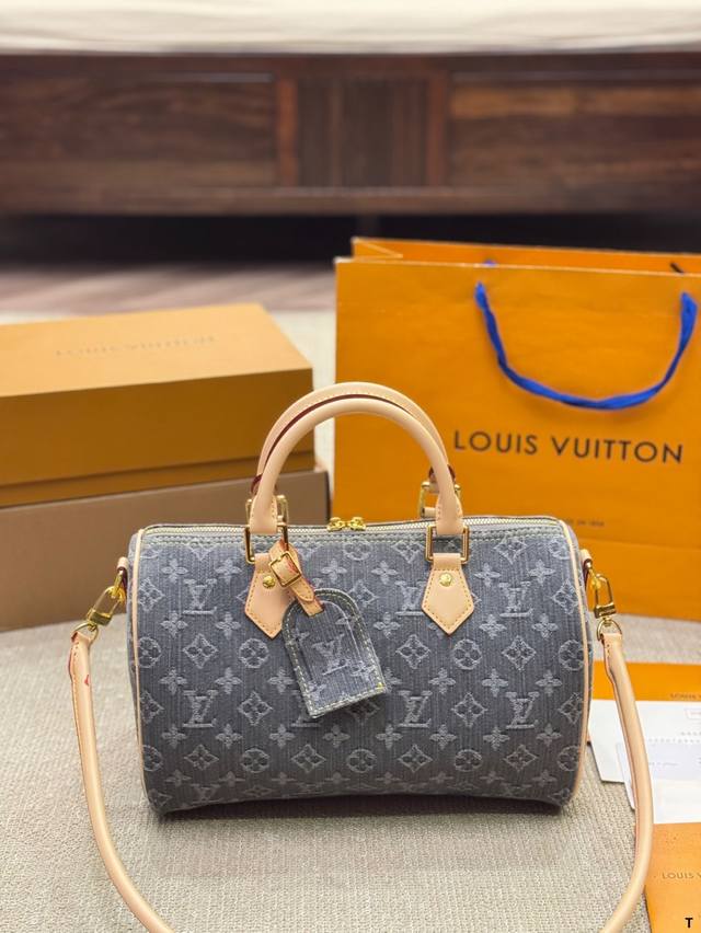 p200 lv Speedy枕头包 单宁 Lv Speedy 30Cm枕头包 无论版型 内里和专柜毫无差别 真正原版复刻 内里可拆卸 火遍全球的爆款机场大包 机 p200 lv Speedy枕头包 单宁 Lv Speedy 30Cm枕头包 无论版型 内里和专柜毫无差别 真正原版复刻 内里可拆卸 火遍全球的爆款机场大包 机