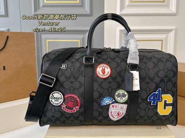 p230（无盒） size：46×25 coach蔻驰新款Venturer 徽章旅行袋 超大容量，承载满满实用性 质感拉满，年轻时尚单品～ 耐磨耐用，出行旅游必