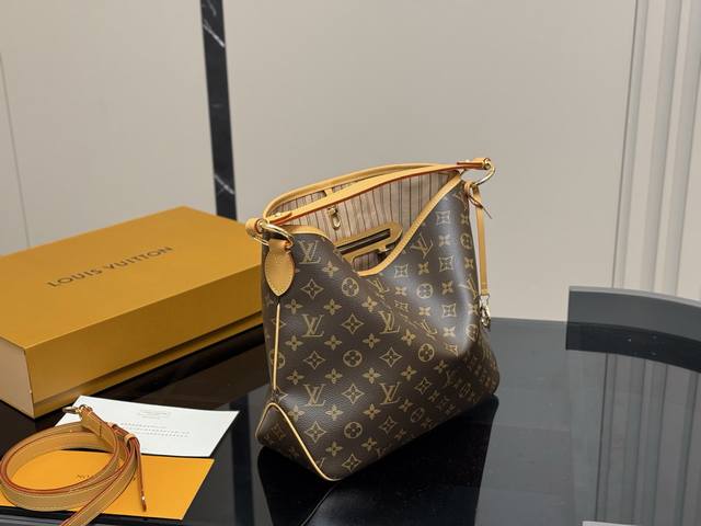 ￥200 配折叠盒飞机盒 size： 33.28Cm lv Neverfull 网红购物袋！ 骨灰级产物！ 经典到无可复制！ 有质感！有味道！