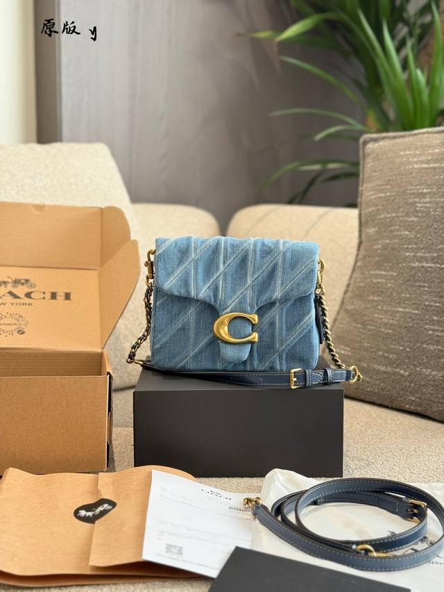 p300 coach|三月 Square Tabby小香风牛仔好好看Coach三月新品 square Tabby也有丹宁色 尊的太好看啦~ 尺寸: 20Cm飞机