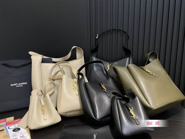 小号P160中号P 190 大号P220 配盒 ysl圣罗兰Hobo水桶包腋下包 没有繁杂的设计 简简单单的将Ysllogo字眼变成包扣 皮质柔软一点都不土气
