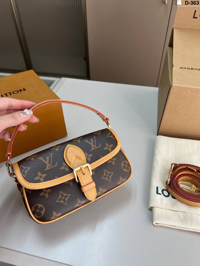 p180（全钢五金 芯片版本） lvdiane老花法棍包 单肩斜挎腋下包 d-363尺寸20×10折叠盒飞机盒