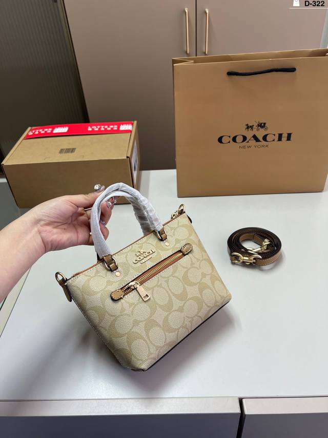 p140 coach呀 这么可爱的 City小托特包 蔻驰九月新品来小托特包啦！ city系列迷你号！！好乖好乖 d-322尺寸16×14飞机盒