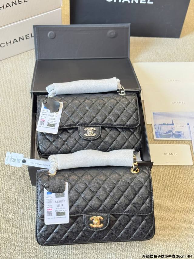 升级款 鱼子纹小牛皮 P240 cf Chane*-Cf经典之最 四季必备的原单系列“女神包”名媛超爱时尚宠儿 拥有超久历史 女人们的挚爱法宝 简约优雅凸显气质