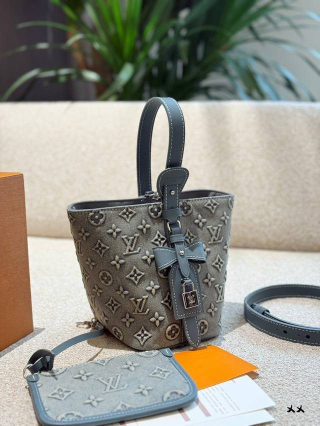 p290 lv 丹宁水桶 可变形 可手拿可腋下斜挎20×23配盒子