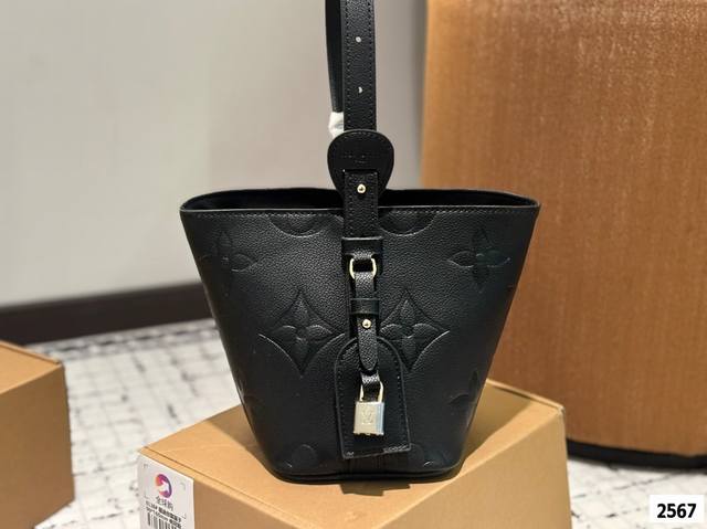 p160 配礼盒新品 lv专柜最新款All In Bb手提包 预测即将是下一个大爆款 尺寸17.19