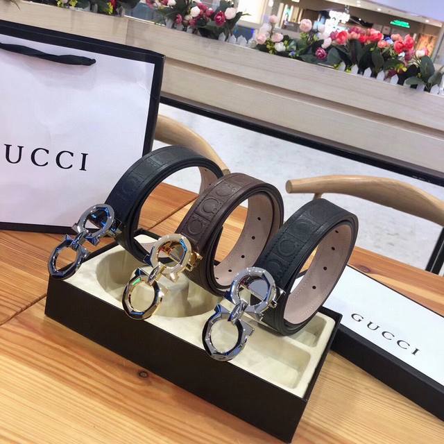 p 250 菲拉格慕 原单双面进口小牛皮带身.搭配原单精品钢扣。原产皮料定制，专柜宽度3.5Cm. 【温馨提示：长度100-125Cm】长度也可自行裁剪，工艺精