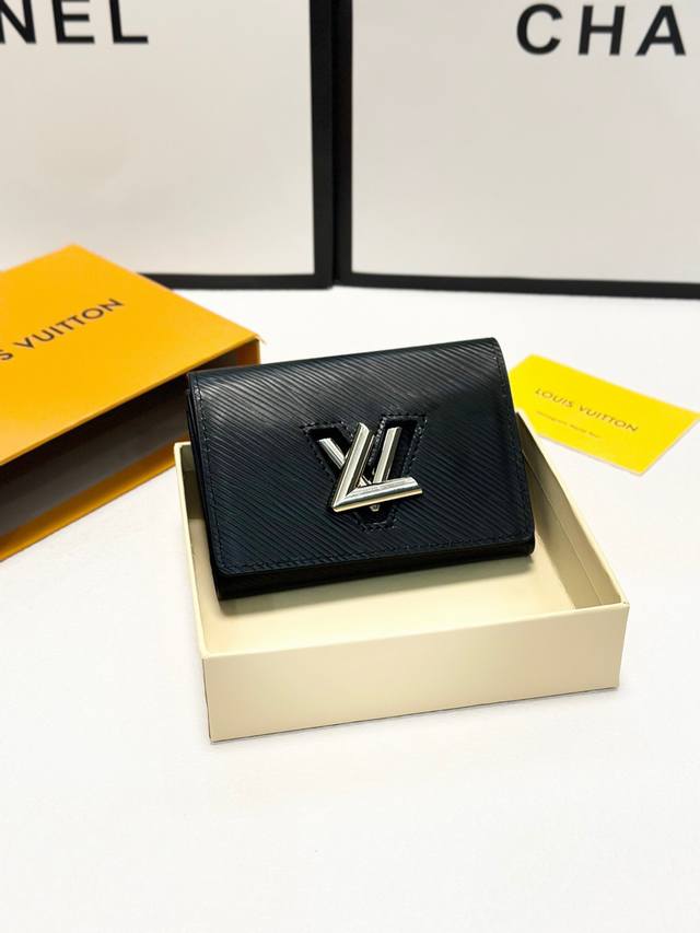 p140颜色 黑尺寸 12X10Lv官网同步经典款！水波纹超精细手工，信用卡槽 存放纸币和票据，可存放现金的带撑板隔层