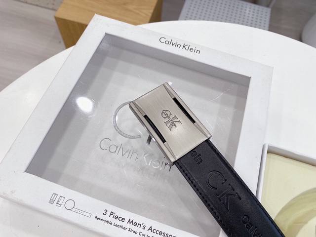 p 140Ck 美国品牌 为全球最大的高级时尚控股公司以传统手工设计和款式新颖誉满全球[强]此款采用纯牛皮名师制作 [色]随心驾驭[奸笑](附带原版包装)宽度3