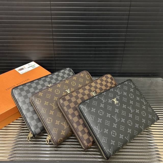 p160 Louisvuitton 路易威登 印花手拿包 印花手袋 手包 采用精湛镶嵌细工 实物拍摄 原厂原版面料 配送原版礼盒 18 X 29Cm。