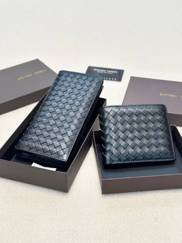 短P120长P140颜色 黑尺寸 19X10 12X10Bv专柜款升级版金典羊皮短长款对折一比品一质里外羊皮手工织编手感超赞[得意]