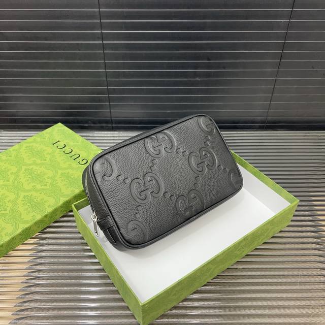 p270 Gucci 古奇 牛皮Jumbo Gg 纯色百搭大气 男士手拿包 手包 高端品质 配送防尘袋 规格23 X 15 Cm