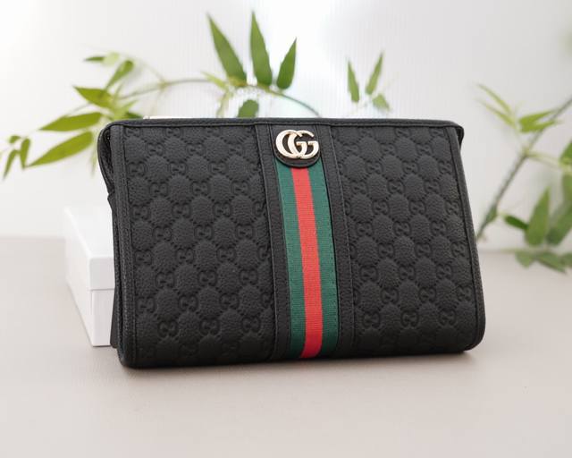 p170 古驰 官网同步 高版本 手拿包 全球轰抢单品 原单牛皮制作 质感超好 日常出门经典百搭 一眼万年的款 非市面普通货 贸易公司订单货 配全套包装礼品盒装 p170 古驰 官网同步 高版本 手拿包 全球轰抢单品 原单牛皮制作 质感超好 日常出门经典百搭 一眼万年的款 非市面普通货 贸易公司订单货 配全套包装礼品盒装