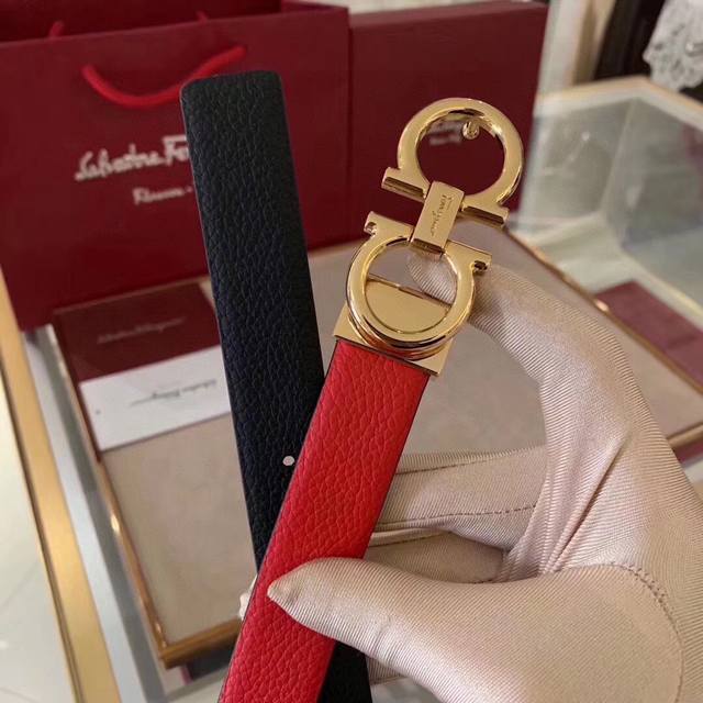 p200 女款腰带 菲拉格慕 Ferragamo Italy专柜同款在售· 女式皮带 .双面可用 種草拔草都要自留款· 進口原版皮制作·搭配原版Gancio五金