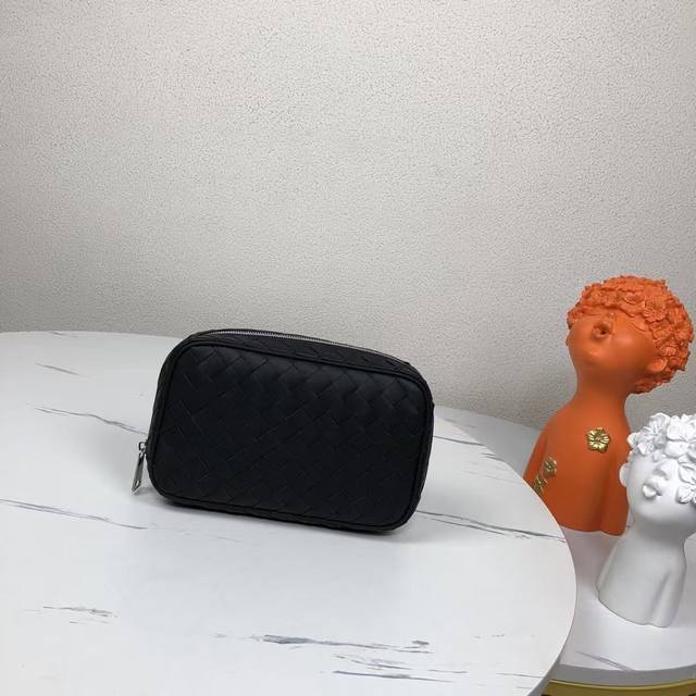 p360 Bv官网最新Bottega 简称Bv宝提嘉：狠货来袭 进口打蜡牛皮，专柜进口五金，独特的设计风格完美至极！让时尚变得无止境[强][强]那质感和[胜利]