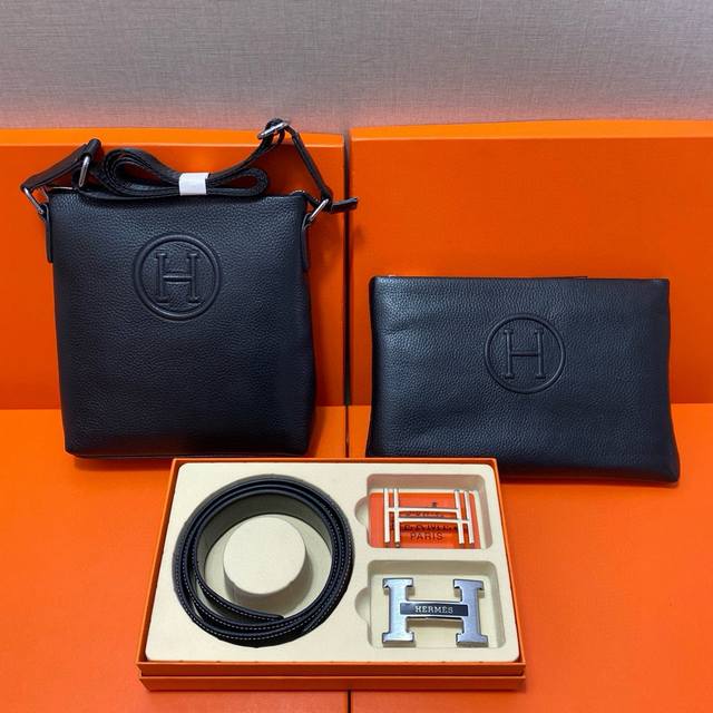 p240 爱马仕HermèS 头层皮质组合礼盒包装腰带俩款包包超级组合 公文包包是很实用的选择。手提包日常是非常适合的。 双扣皮带：头层皮质带身搭配3.8Cm广