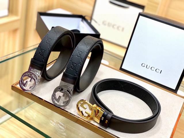 p240 古奇 原单双面原版皮 双面可用 精湛手工涂漆边缘.细密辑明线装饰.手感超好.搭配原单抛光金属腰带扣.彰显超凡品味.宽度3.5Cm。