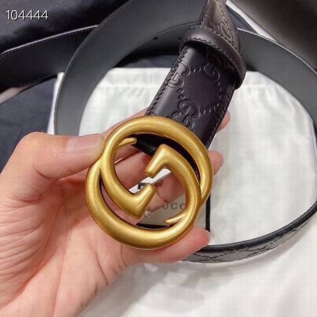 p210 古奇 4.0Cm专柜同款 进口意大利头层牛皮压花 原版进口平纹底衬里 搭配纯铜五金带扣，纯进口机械车线，工艺精细，原单品质